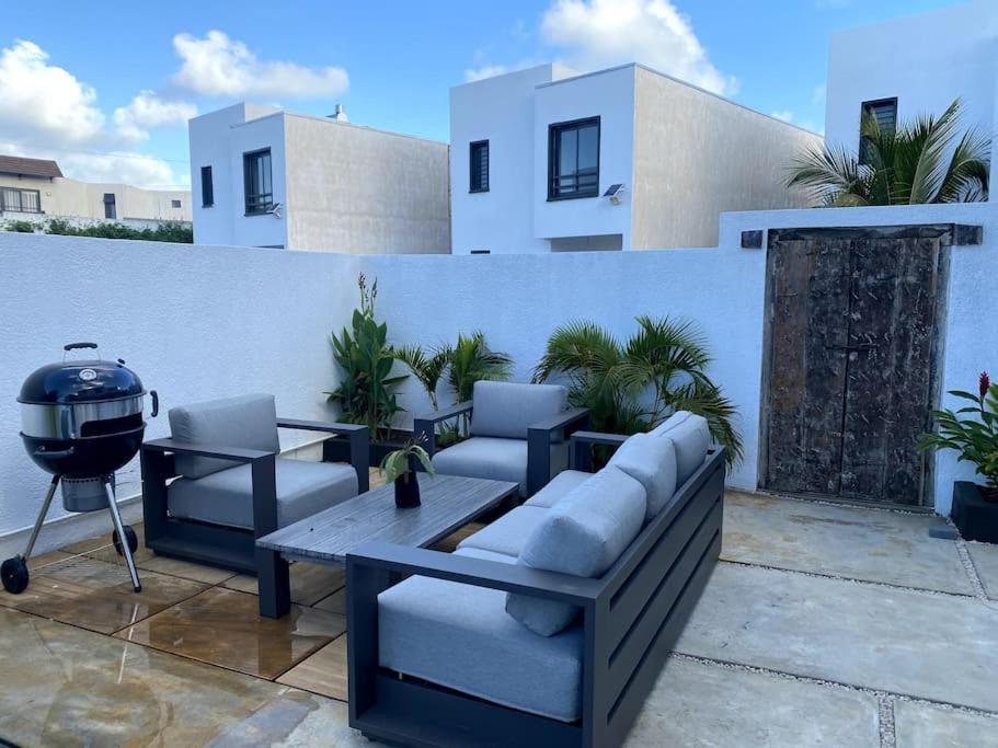 Magnifique Villa Avec Piscine Grand Bay Buitenkant foto